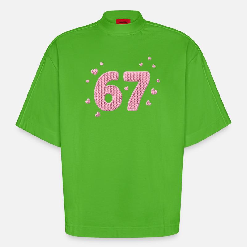 6 7 Meme – Pink Heart Pattern - Heavyweight Oversized Organic Boxy T-Shirt Made in EU - Apple Neon
