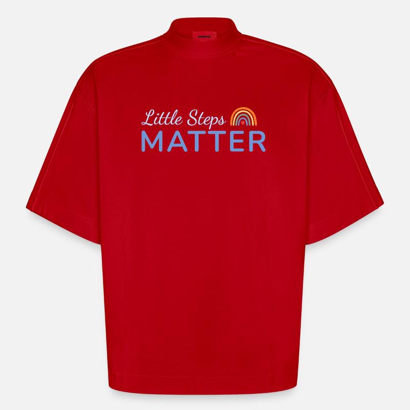 Les petits pas comptent, bleu arc-en-ciel - T-shirt bio épais oversize Boxy fabriqué en UE - rouge