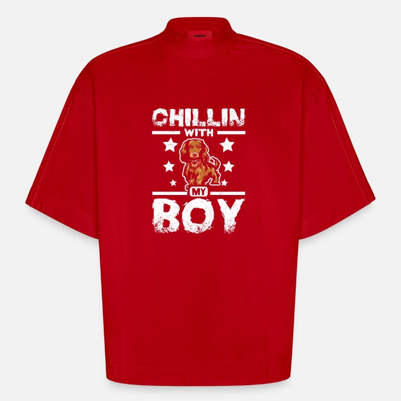 chillin avec mon teckel garçon - T-shirt bio épais oversize Boxy fabriqué en UE - rouge