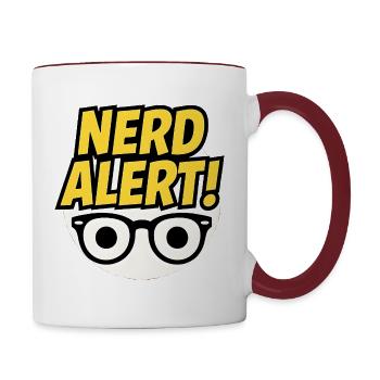 Nerd Alert Spaßdesign mit Brille - Tasse zweifarbig - Weiß/Rotbraun - Rechts