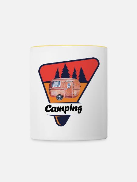 Retro Caravan im Wald - Tasse zweifarbig - Weiß/Gelb