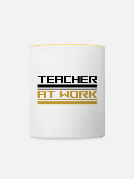Teacher at work black - Tasse zweifarbig - Weiß/Gelb