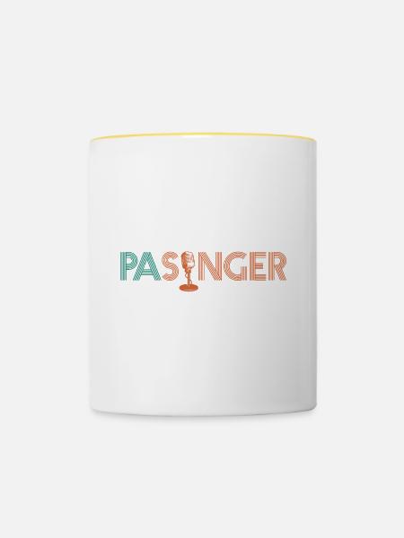 Passinger Mikrofon Typografie - Tasse zweifarbig - Weiß/Gelb