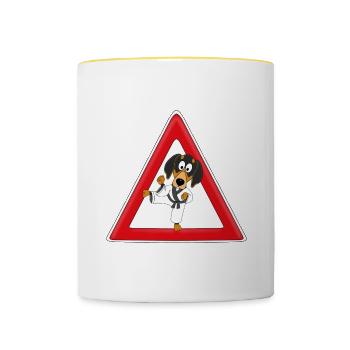 ACHTUNG - KAMPFDACKEL - KARATE - JUDO - SPORT - Tasse zweifarbig - Weiß/Gelb - Vorne
