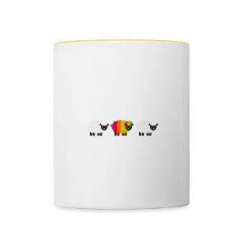 Je suis le mouton arc-en-ciel de ma famille. I b - Mug contrasté - blanc/jaune - Devant