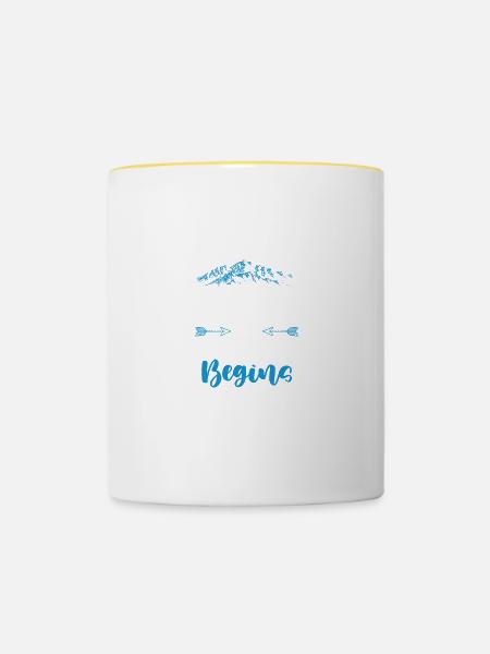 abenteuer beginnt klettern - Tasse zweifarbig - Weiß/Gelb