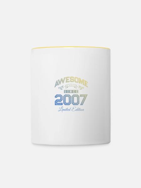 2007 awesome since - Tasse zweifarbig - Weiß/Gelb