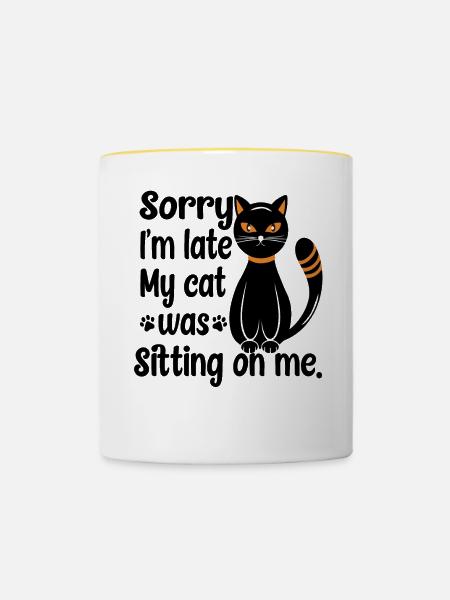 Schwarze sitzende Katze - Tasse zweifarbig - Weiß/Gelb