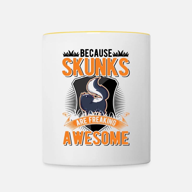 Parce que les Skunks sont des Skunk géniales - Mug contrasté - blanc/jaune