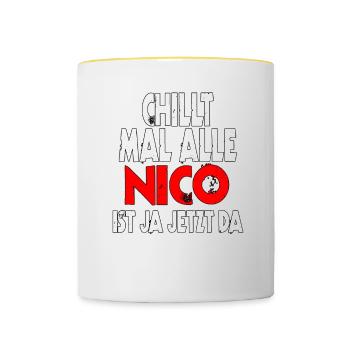 Chillt mal alle Nico ist ja jetzt da - fun Gift - Tasse zweifarbig - Weiß/Gelb - Vorne