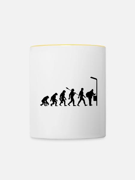 Evolution - Flaschen sammeln - Armut - Tasse zweifarbig - Weiß/Gelb