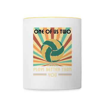 Einer Von Uns Beiden Spielt Besser Volleyball Als - Tasse zweifarbig - Weiß/Gelb - Vorne