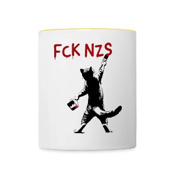 FCK NZS Katze gegen Rassismus Streetart Stil - Tasse zweifarbig - Weiß/Gelb - Vorne