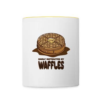 Vom Essen von Waffeln abgelenkt, Pfannkuchen, - Tasse zweifarbig - Weiß/Gelb - Vorne