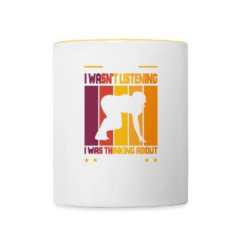 Wasn't Listening was thinking about Football - Tasse zweifarbig - Weiß/Gelb - Vorne