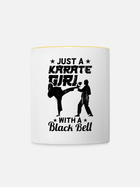 Weibliche Karateka - Tasse zweifarbig - Weiß/Gelb