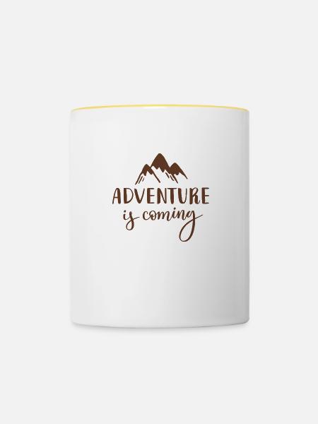 Adventure is coming - Tasse zweifarbig - Weiß/Gelb