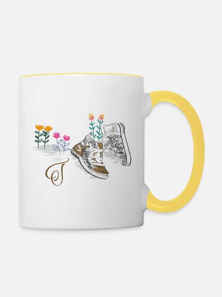 Wanderschuhe mit Blumen - Tasse zweifarbig - Weiß/Gelb