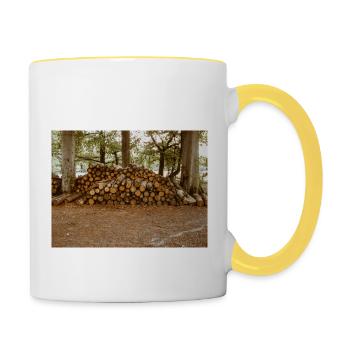 Bois dans la forêt - Mug contrasté - blanc/jaune - Droite