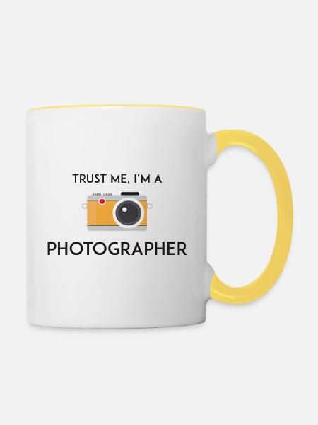 Vertrau mir, ich bin Fotograf - Tasse zweifarbig - Weiß/Gelb