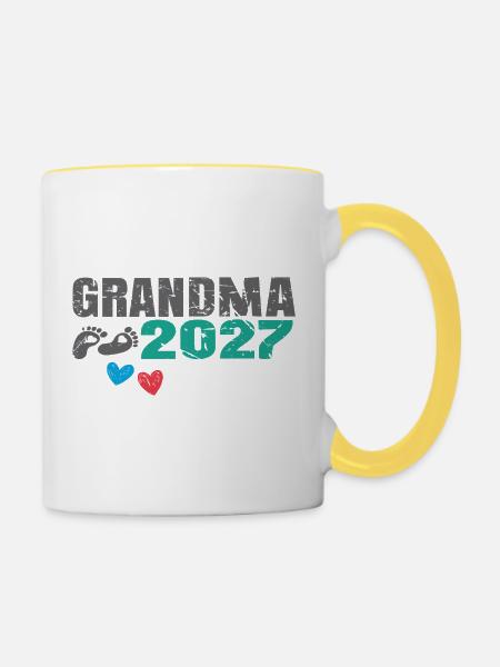 Grandma 2027 - Tasse zweifarbig - Weiß/Gelb