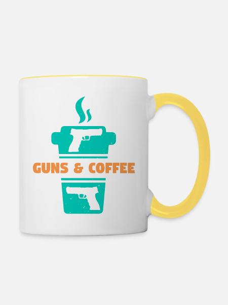 LUSTIGE WAFFEN UND KAFFEE - Tasse zweifarbig - Weiß/Gelb