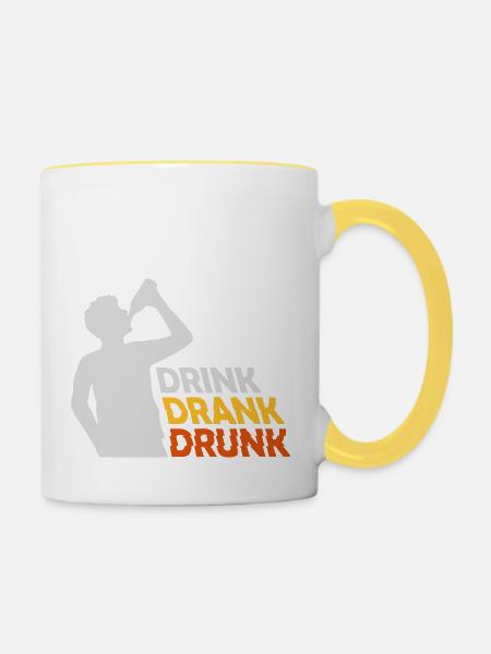 drink drank drunk Zitat - Tasse zweifarbig - Weiß/Gelb