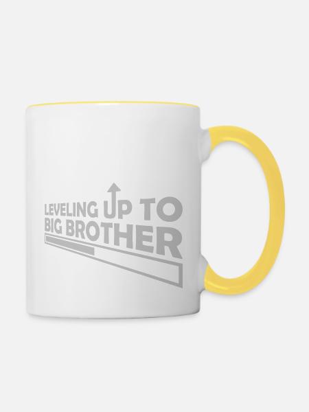 Leveling up big brother - Tasse zweifarbig - Weiß/Gelb