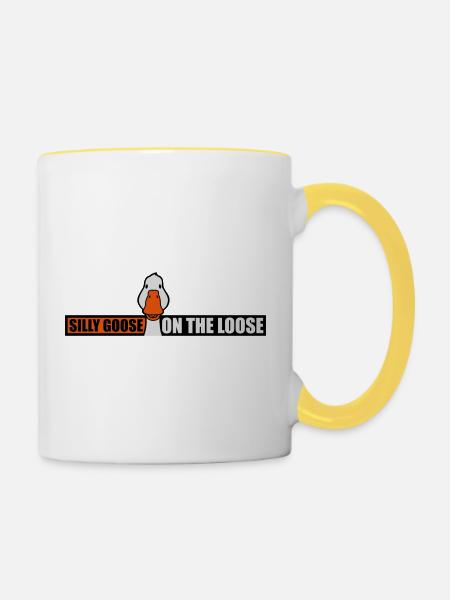 goose on the loose - Tasse zweifarbig - Weiß/Gelb
