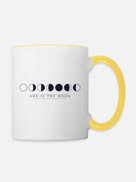 She is the moon - Tasse zweifarbig - Weiß/Gelb