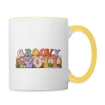 Groovy Since 2011 Retro Hippie 12th Birthday - Contrasting Mug - white/yellow - Right