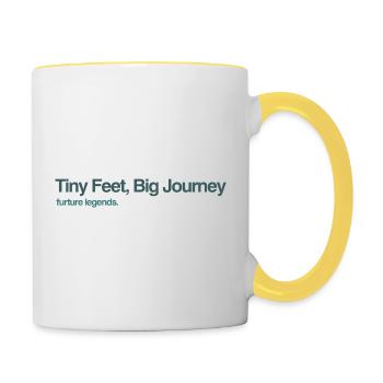 Tiny Feet, Big Journey: Zukunftslegenden - Tasse zweifarbig - Weiß/Gelb - Rechts