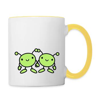 in love alien couple 2 - Contrasting Mug - white/yellow - Right