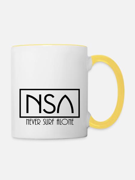 never surf alone - Tasse zweifarbig - Weiß/Gelb