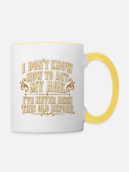 Premiere im Älterwerden - Tasse zweifarbig - Weiß/Gelb
