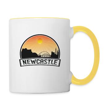 Newcastle England Skyline Vintage Sunset Travel So - Contrasting Mug - white/yellow - Right