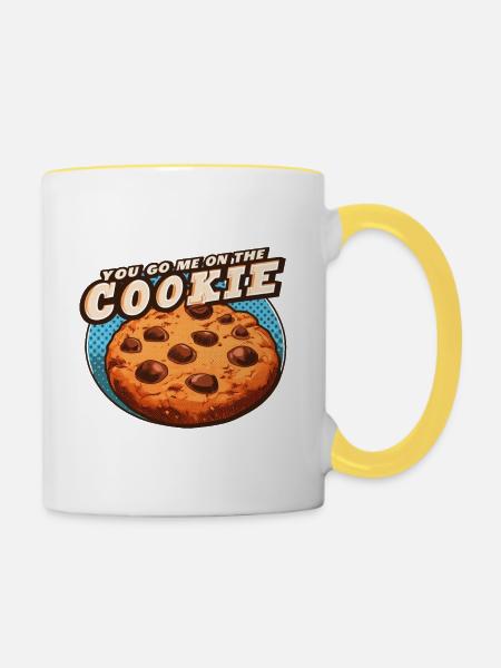 Witziges Shirt - YOU GO ME ON THE COOKIE - Tasse zweifarbig - Weiß/Gelb