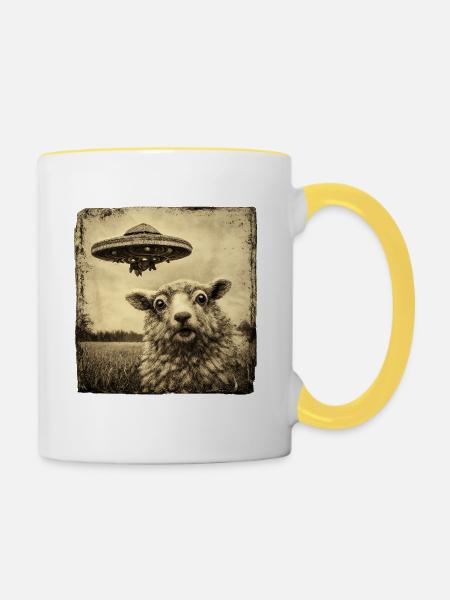 UFO Besuch auf der Weide - Tasse zweifarbig - Weiß/Gelb