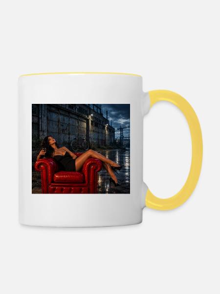 Love Sucks IV - Tasse zweifarbig - Weiß/Gelb