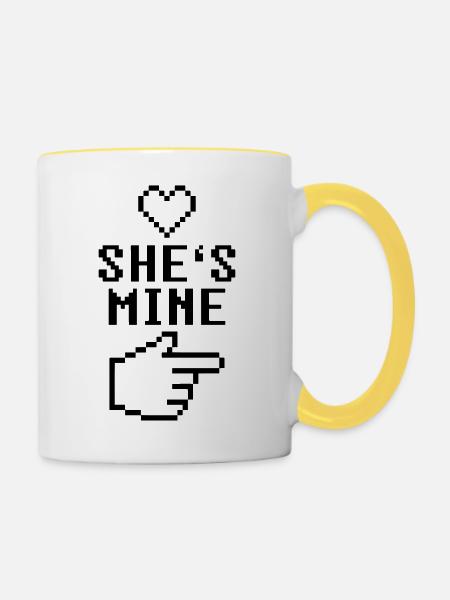 She's Mine 8-Bit - Tasse zweifarbig - Weiß/Gelb