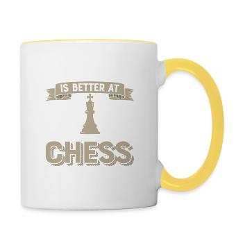 One of us is better at chess than you are Player - Tasse zweifarbig - Weiß/Gelb - Rechts