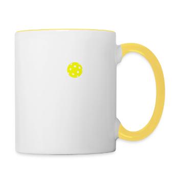 Echte Männer bleiben draußen Lustiger Pickleball Paddle Player - Tasse zweifarbig - Weiß/Gelb - Rechts