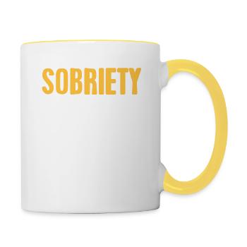 La sobriété n’est jamais possédée c’est loué des designs rétro - Mug contrasté - blanc/jaune - Droite