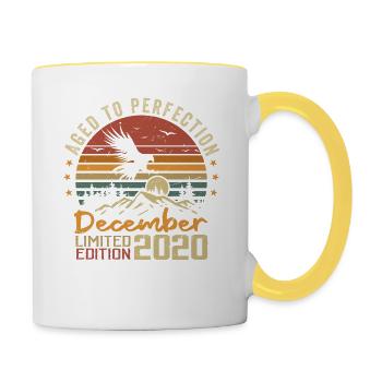 Die Legenden wurden im Dezember 2020 - 2020 geboren - Tasse zweifarbig - Weiß/Gelb - Rechts