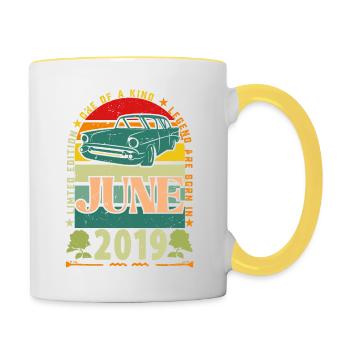Geburtstagsgeschenk Juni 2019. Juni 2019 Juni 2019 - Tasse zweifarbig - Weiß/Gelb - Rechts