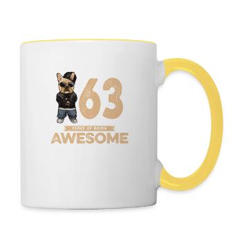 63 Years of being Awesome Cool Dog - Tasse zweifarbig - Weiß/Gelb - Rechts