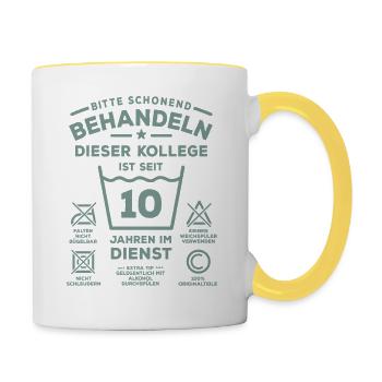 10 Jahre Dienst - Schonend behandeln - Kollege - Tasse zweifarbig - Weiß/Gelb - Rechts