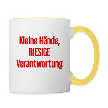 Kleine Hände, riesige Verantwortung Eltern-Spruch - Tasse zweifarbig - Weiß/Gelb - Rechts