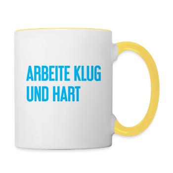 Arbeite Klug Und Hart – Erfolgs-Motto für Macher - Tasse zweifarbig - Weiß/Gelb - Rechts