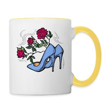 High Heels Schuhe mit Rosenblüte. Romantischer Stil. - Tasse zweifarbig - Weiß/Gelb - Rechts